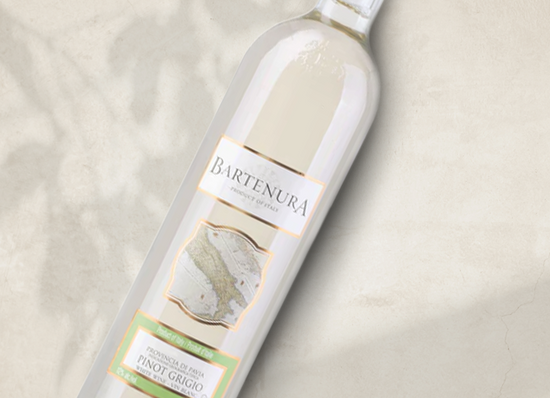 bottle of Bartenura Pinot Grigio 2020
